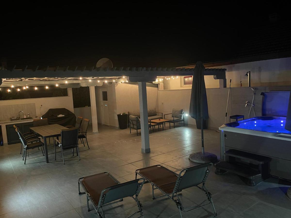Vila Pedinka Villa Vir Dış mekan fotoğraf